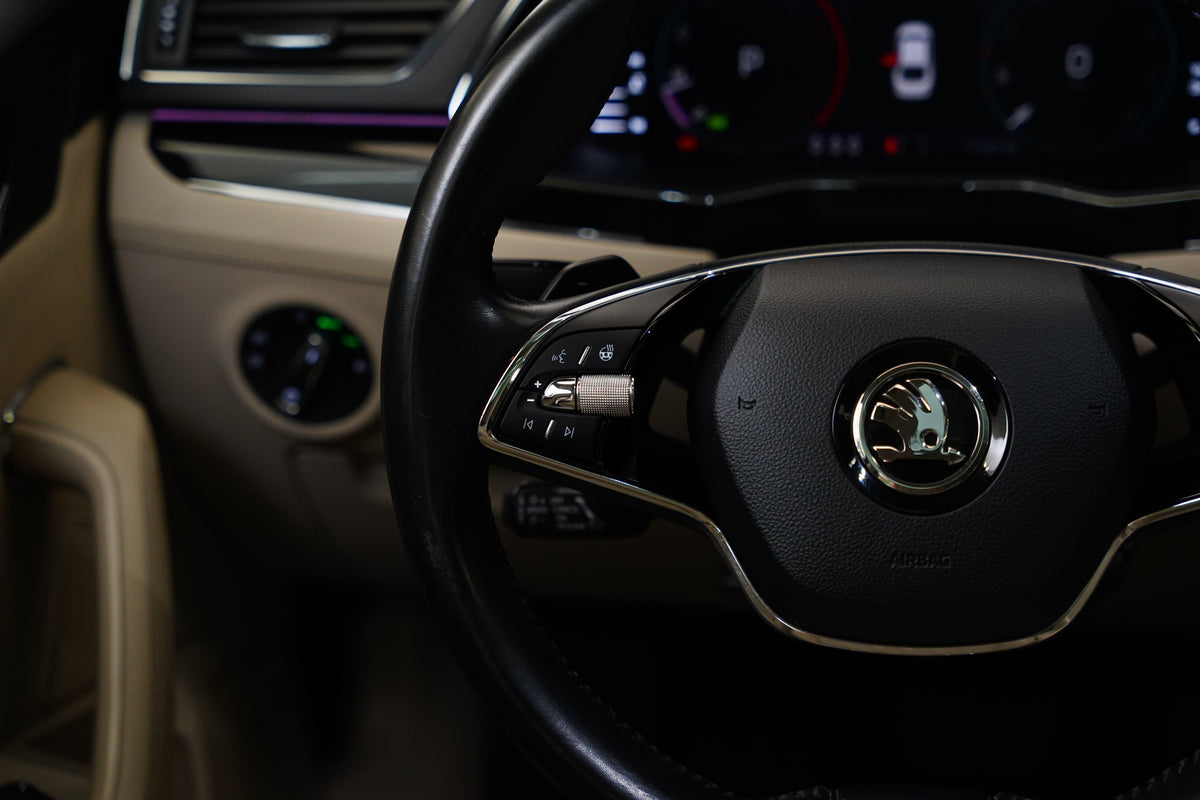 Škoda Superb 2.0 TDI 147 kW – foto 16