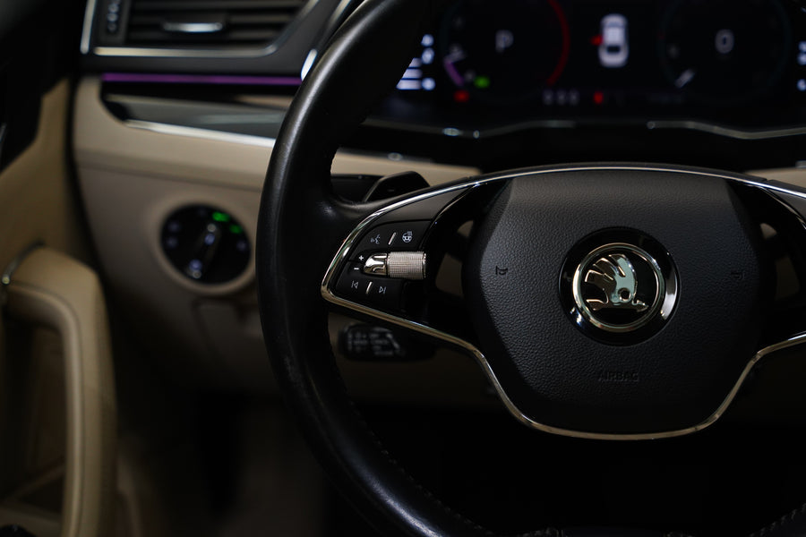 Škoda Superb 2.0 TDI 147 kW – foto 16