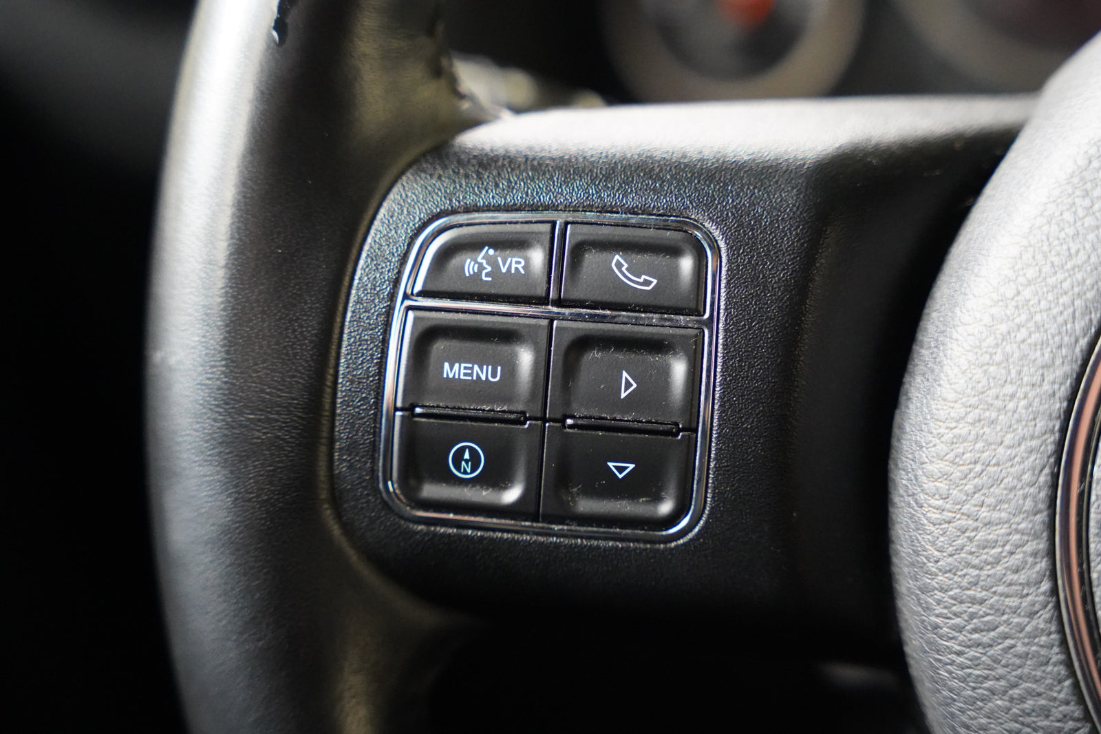 Jeep Wrangler 2.8 CRD 147 kW Rubicon 75th Ed – foto 16