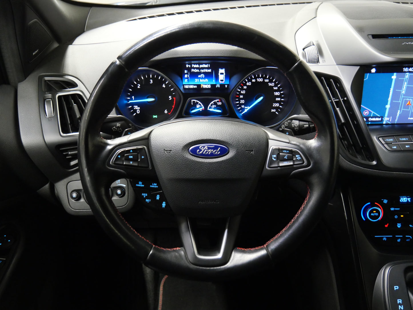 Ford Kuga 2.0 TDCI 110 kW ST-Line 4x4