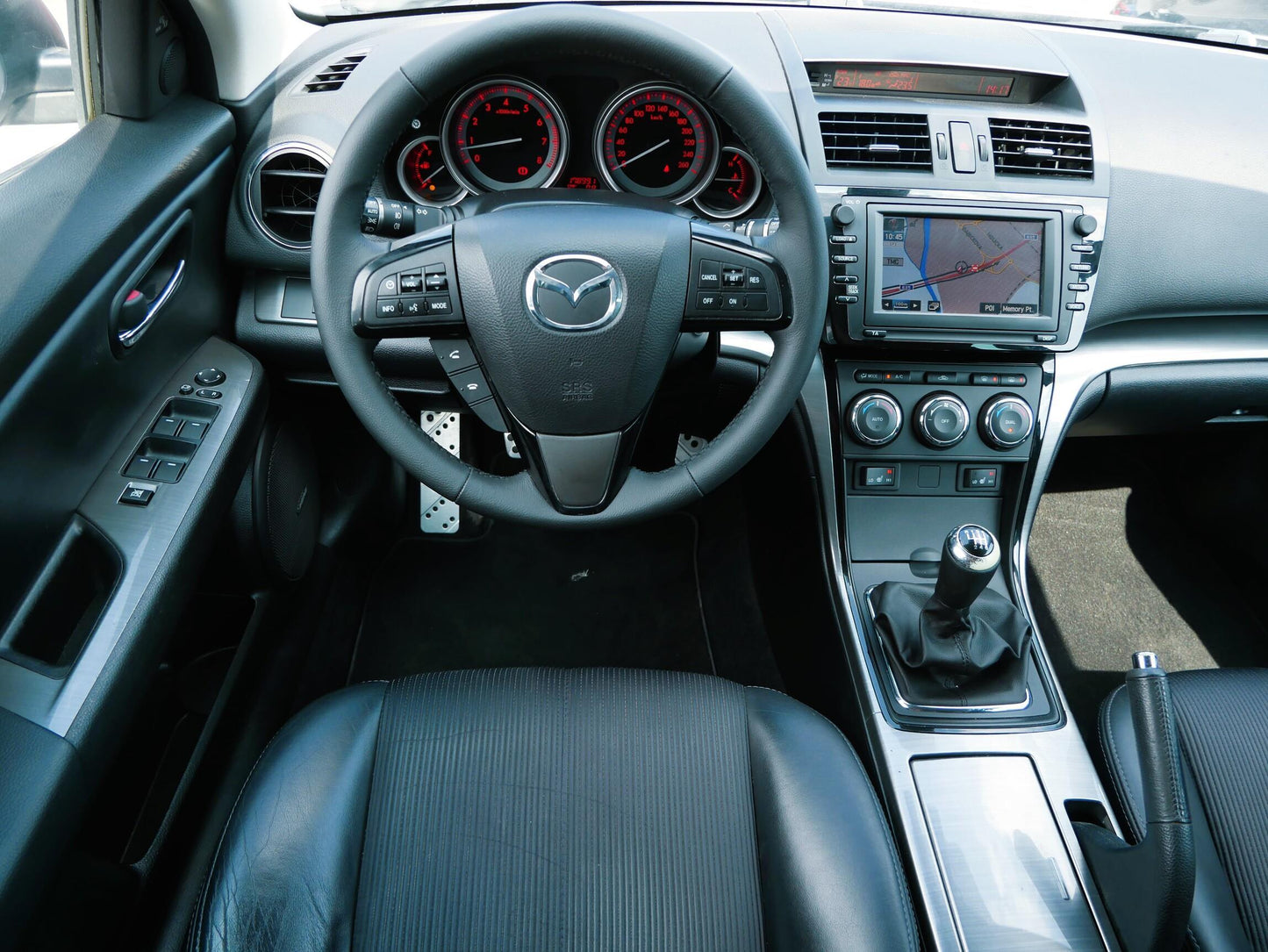 Mazda 6 2.0i Sports-line