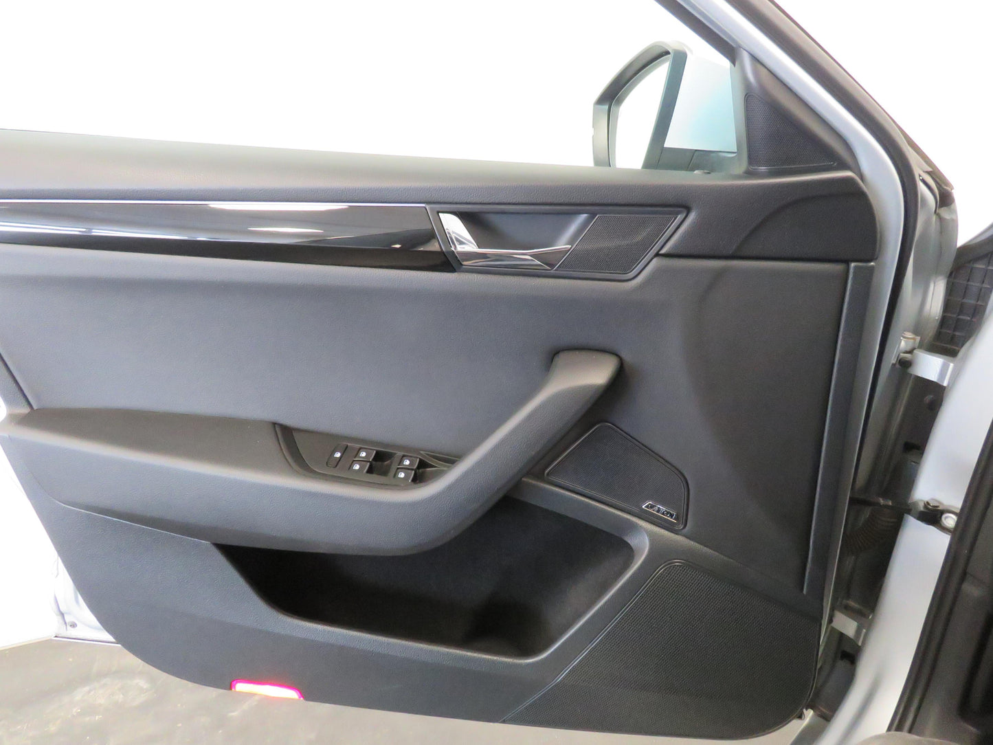 Škoda Superb 2.0 TDI 140 kW L&K Comfort