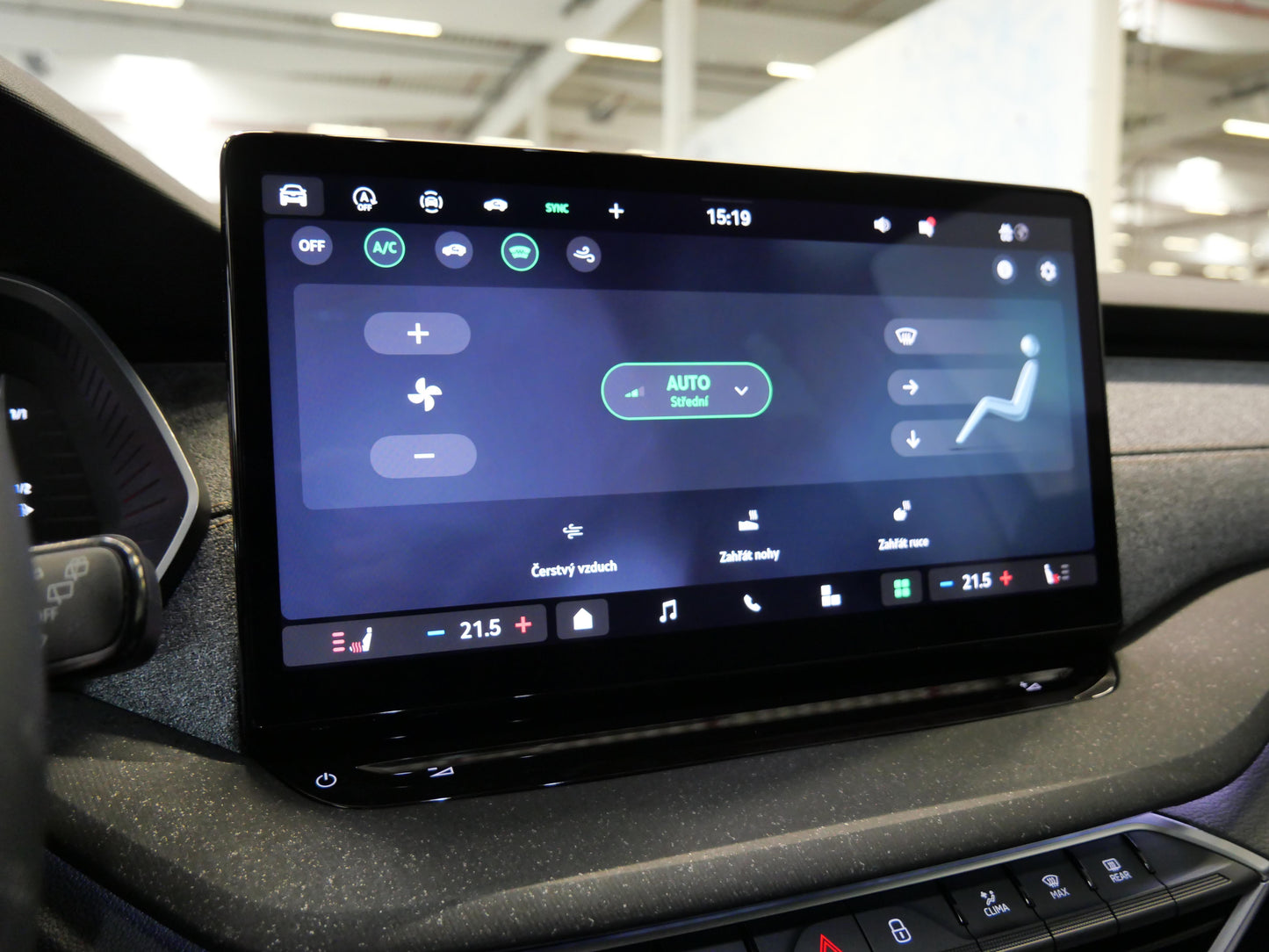 Škoda Octavia 1.5 eTSI 110 kW DSG Selection