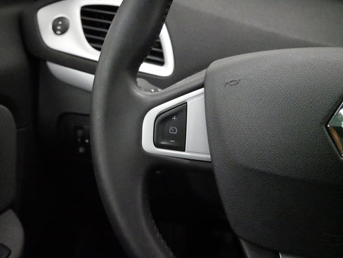 Renault Scénic 1.5 dCi 70 kW – foto 16