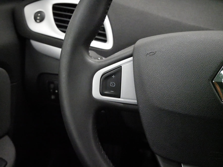 Renault Scénic 1.5 dCi 70 kW – foto 16