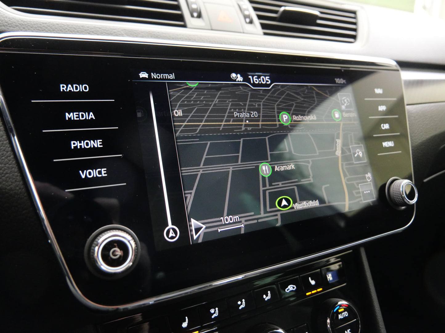 Škoda Superb 1.5 TSI 110 kW DSG SportLine