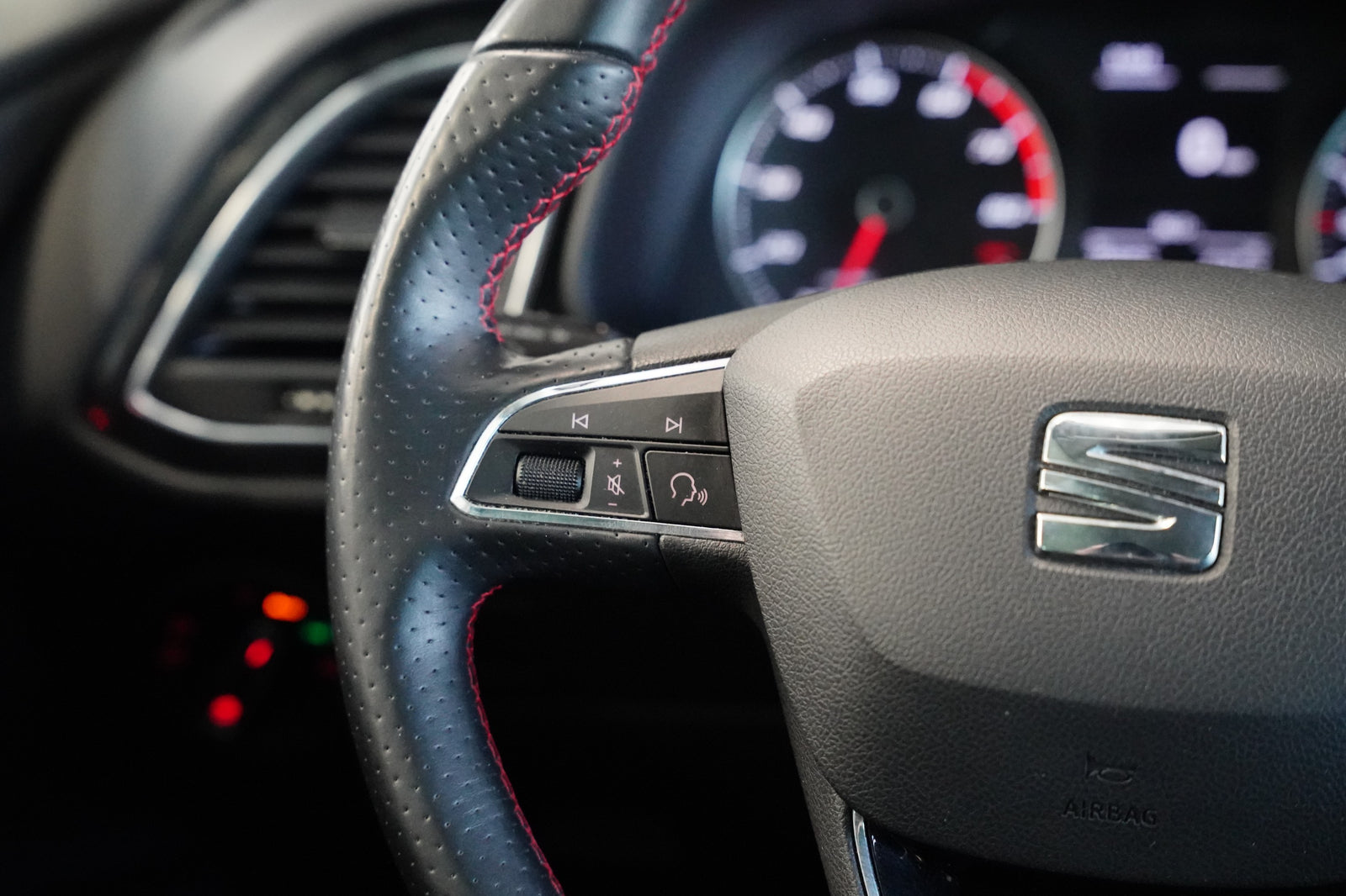 Seat Leon 1.5 TSI 96 kW FR – foto 16