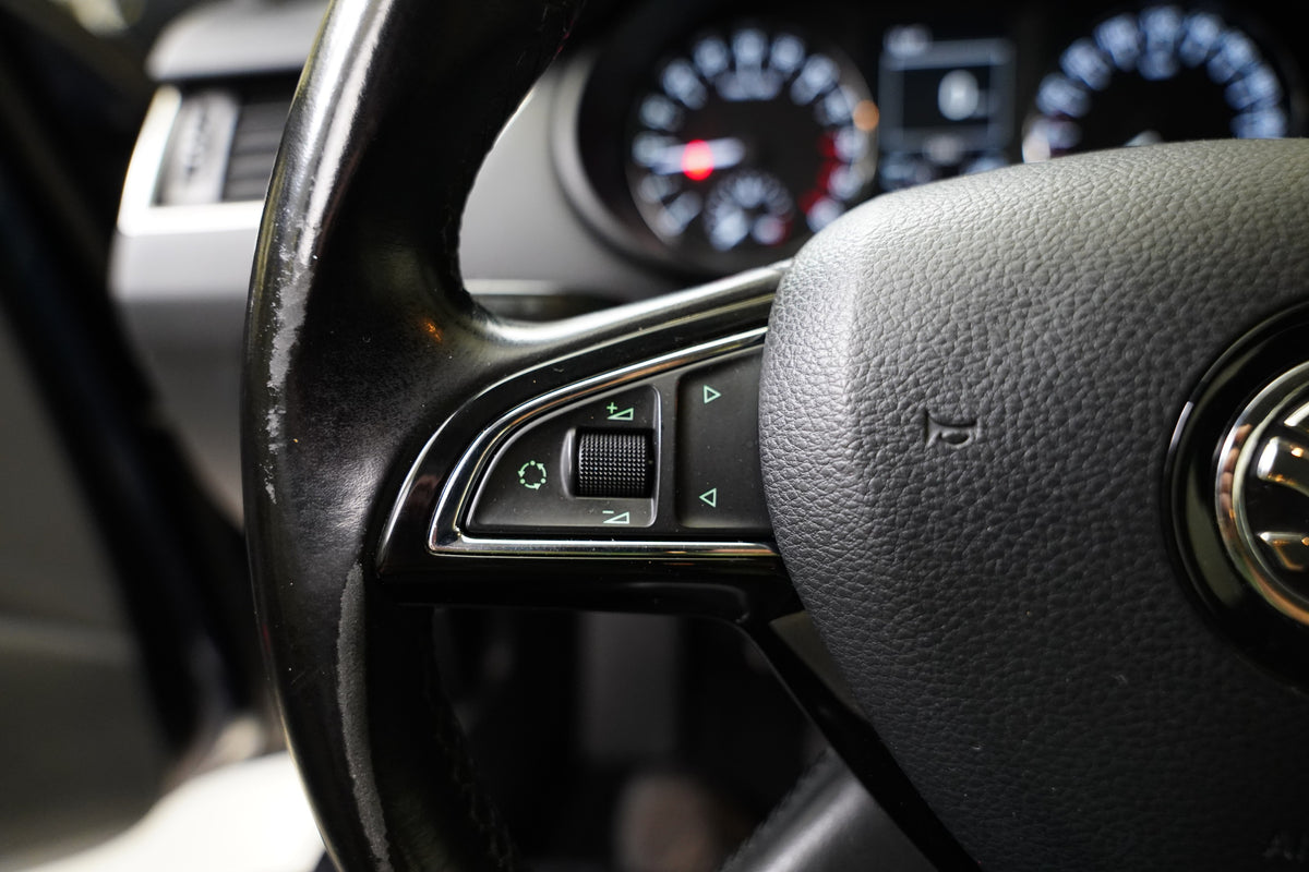 Škoda Octavia 2.0 TDI 110 kW – foto 16