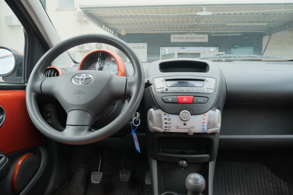 Toyota Aygo 1.0 VVT- i 50 kW – foto 6