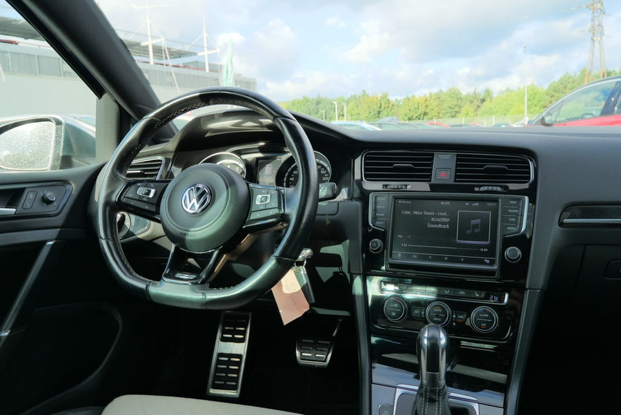 Volkswagen Golf 2.0 TSI 221 kW DSG 4Motion "R" – foto 6