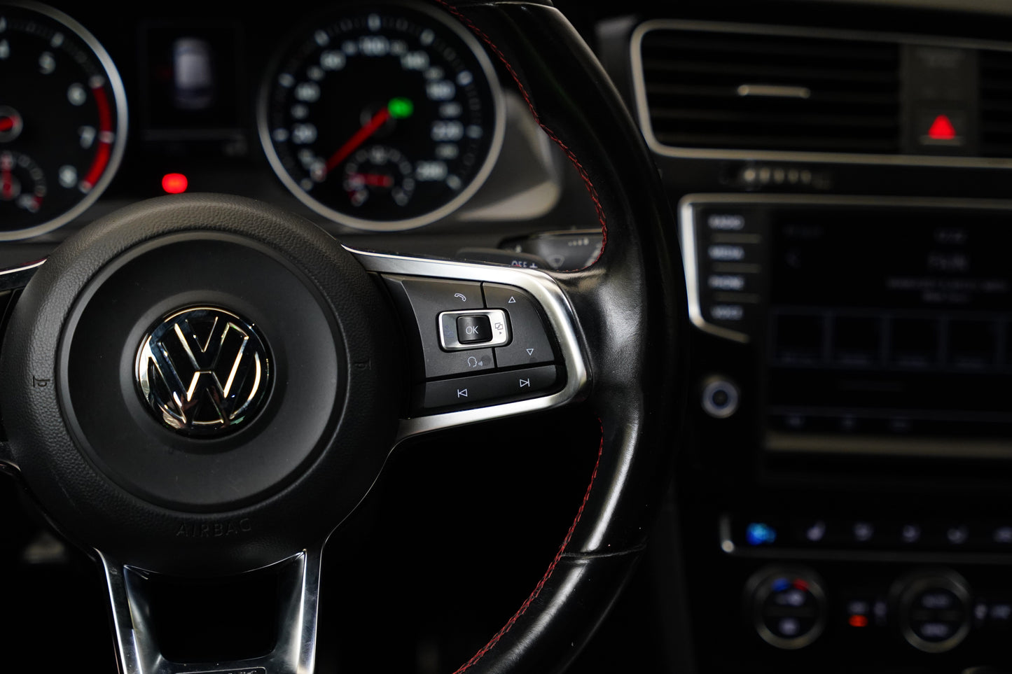 Volkswagen Golf 2.0 TSI 169 kW GTI Performance
