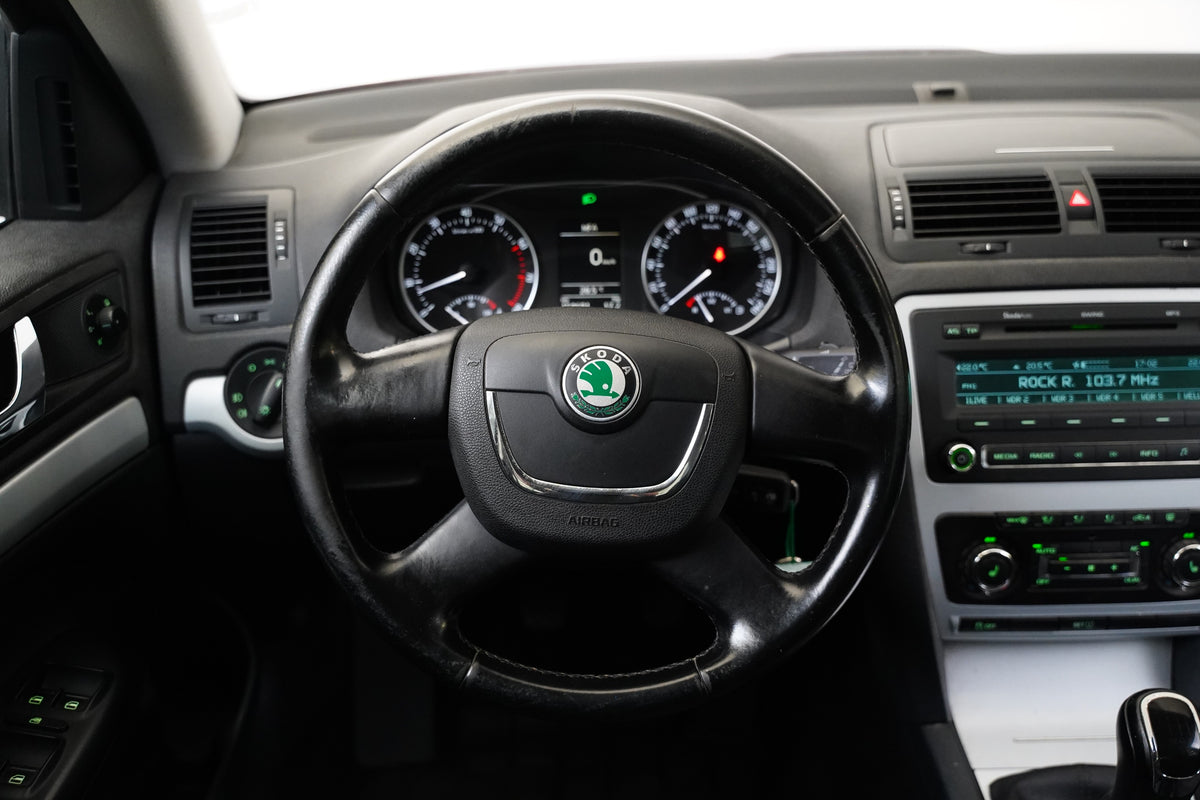 Škoda Octavia 1.2 TSI 77 kW Impuls – foto 16