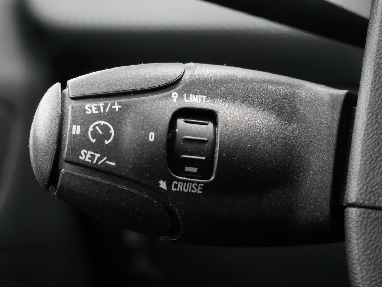 Peugeot 2008 1.2 PureTech 60 kW Allure