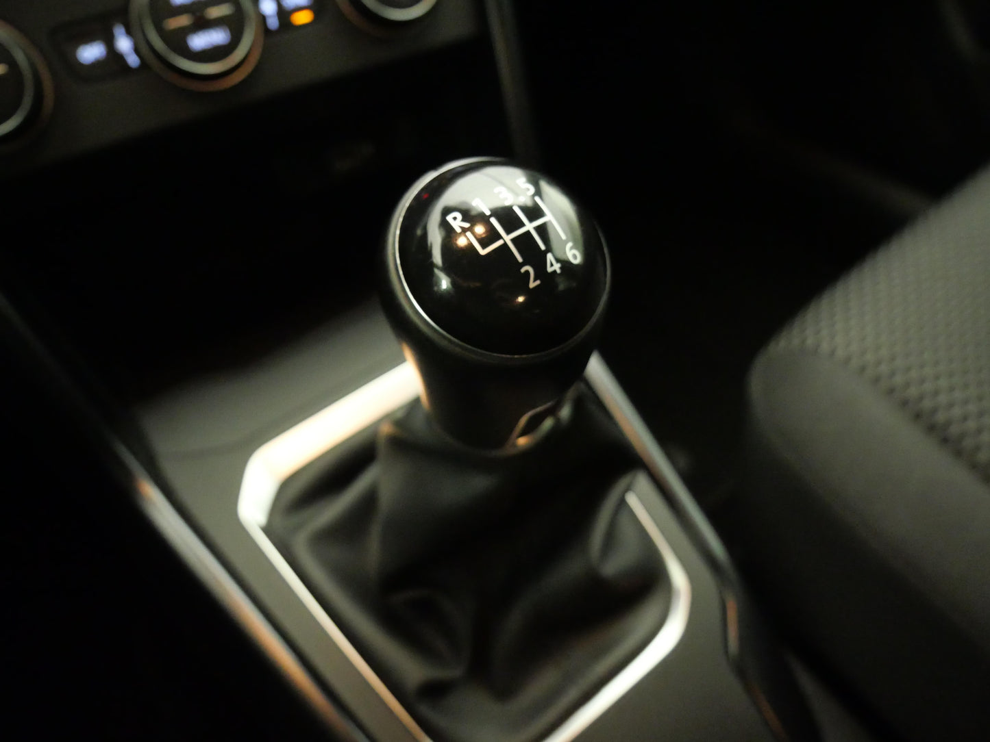 Volkswagen T-Roc 1.0 TSI 85 kW Trendline