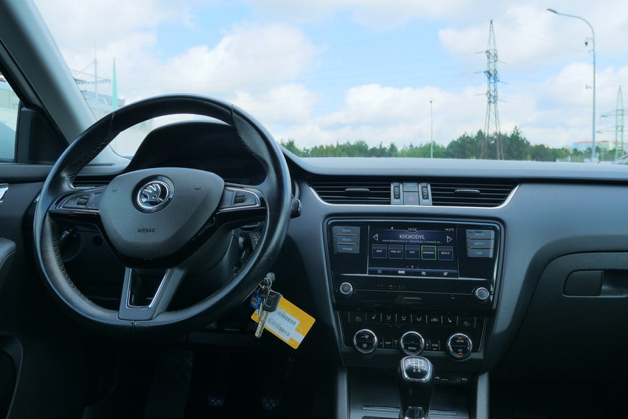 Škoda Octavia 1.6 TDI 85 kW Ambition – foto 6