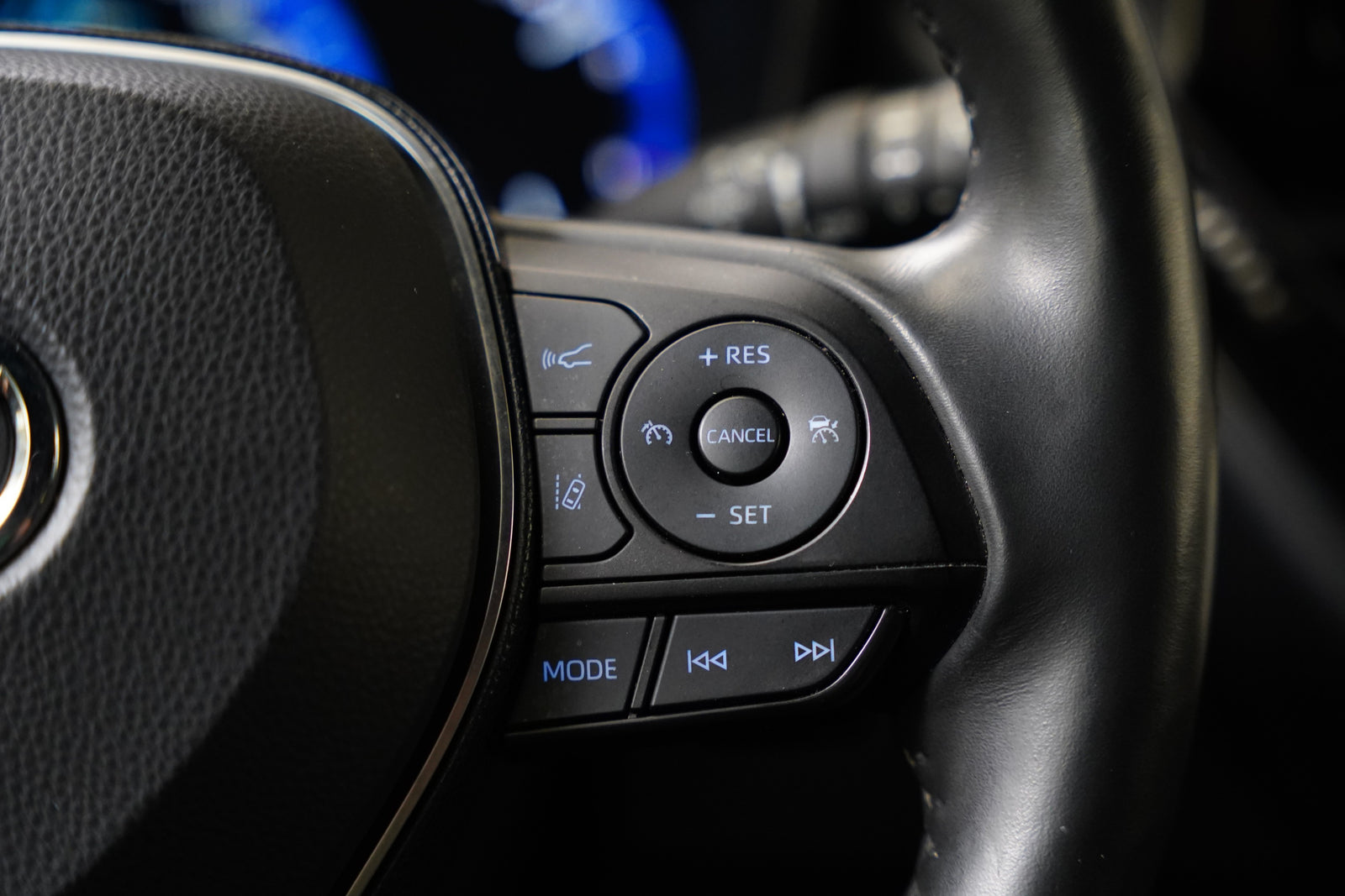 Toyota Corolla 2.0 HEV e-CVT 112 kW Selection – foto 16