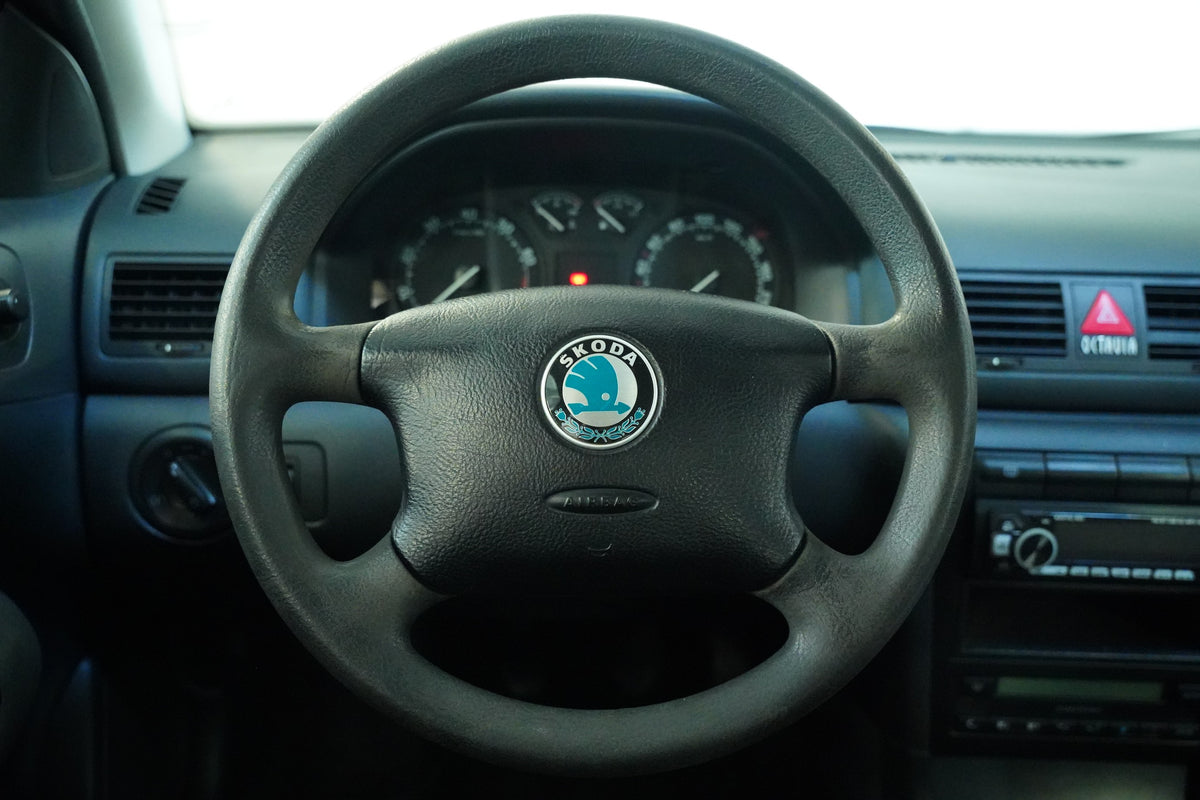 Škoda Octavia 1.6 MPI 75 kW Tour