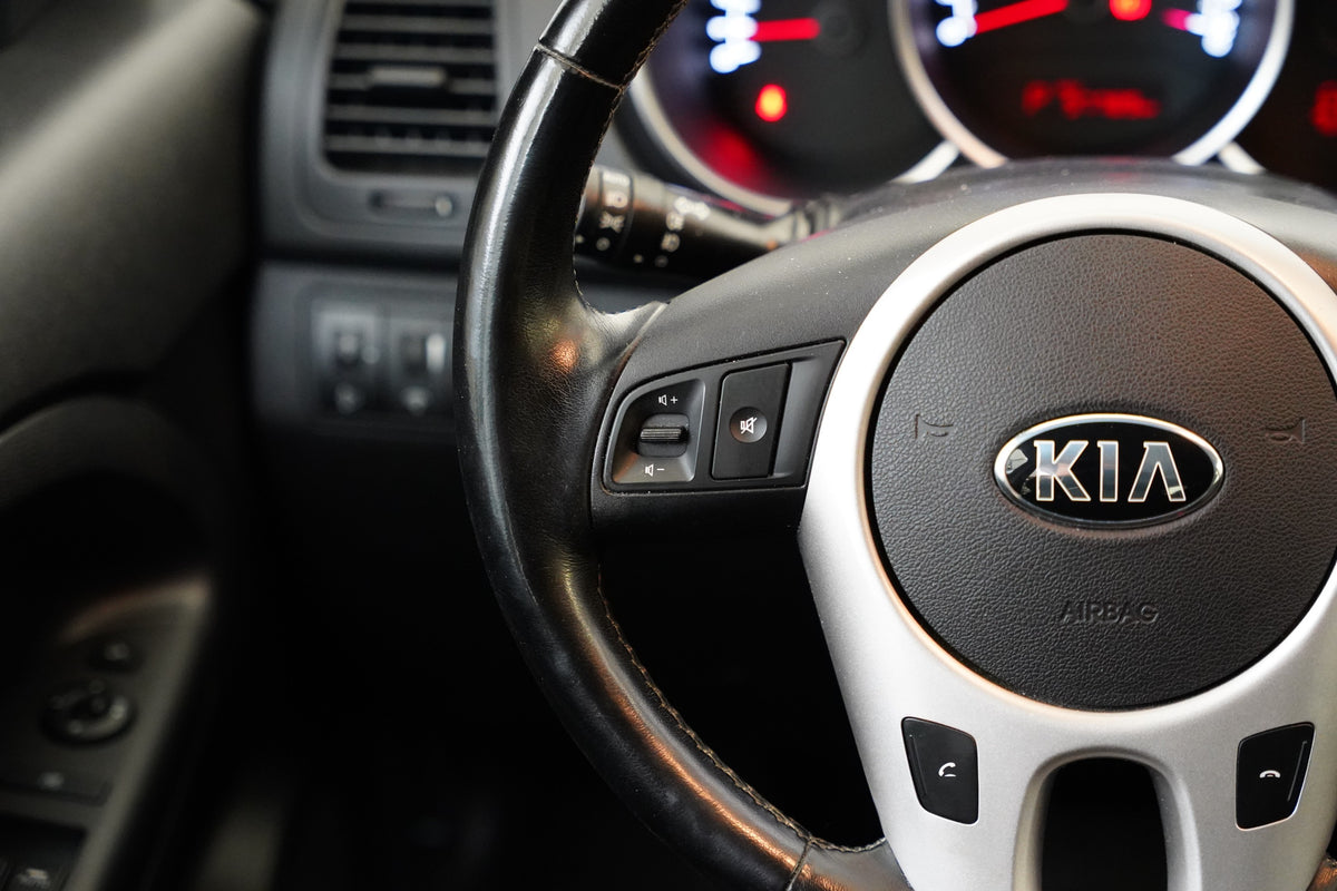 Kia Venga 1.6 i 92 kW CVVT UEFA Euro – foto 16