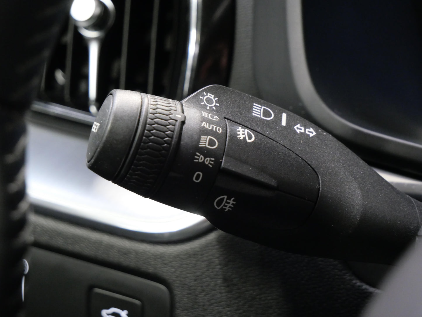 Volvo XC60 2.0 D4 140 kW Drive-E Momentum