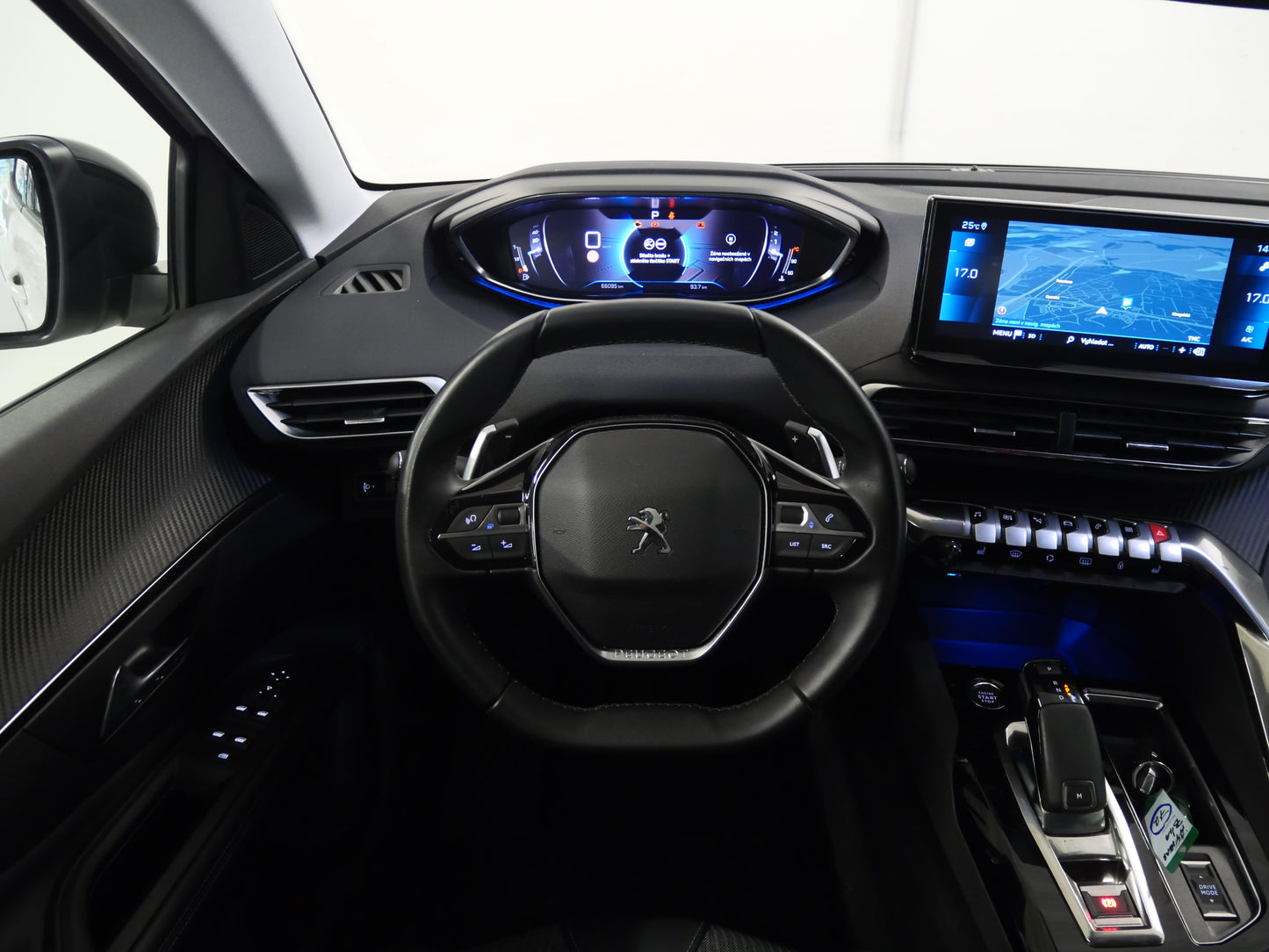 Peugeot 3008 1.5 BlueHDi 96 kW ALLURE
