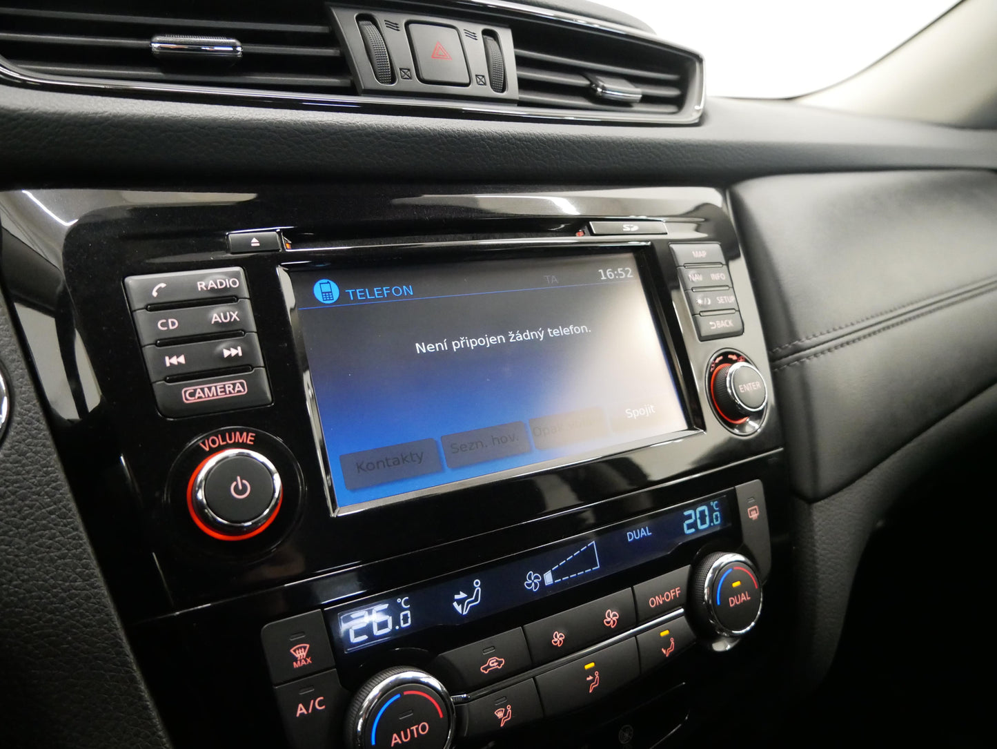 Nissan X-Trail 1.6 DIG-T 120 kW N-Connecta