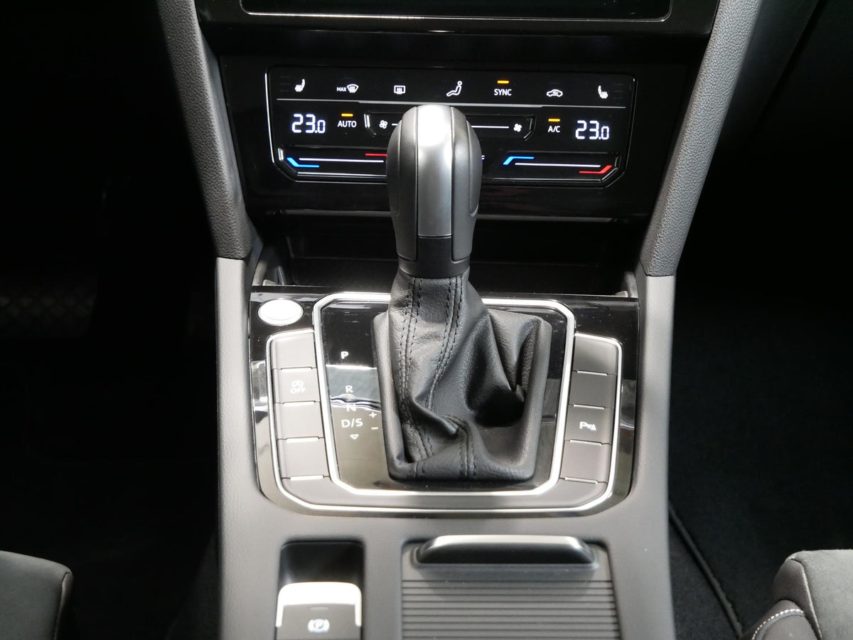 Volkswagen Passat 2.0 TDI 110 kW Elegance – foto 16