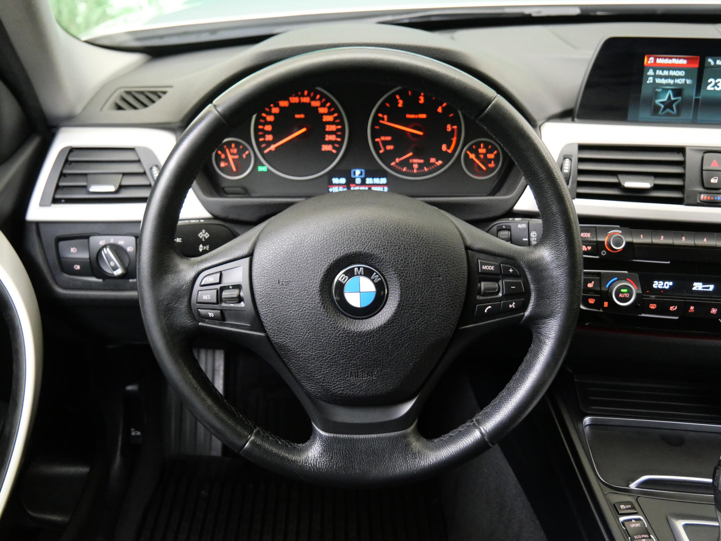 BMW 320 320d 140 kW xDrive