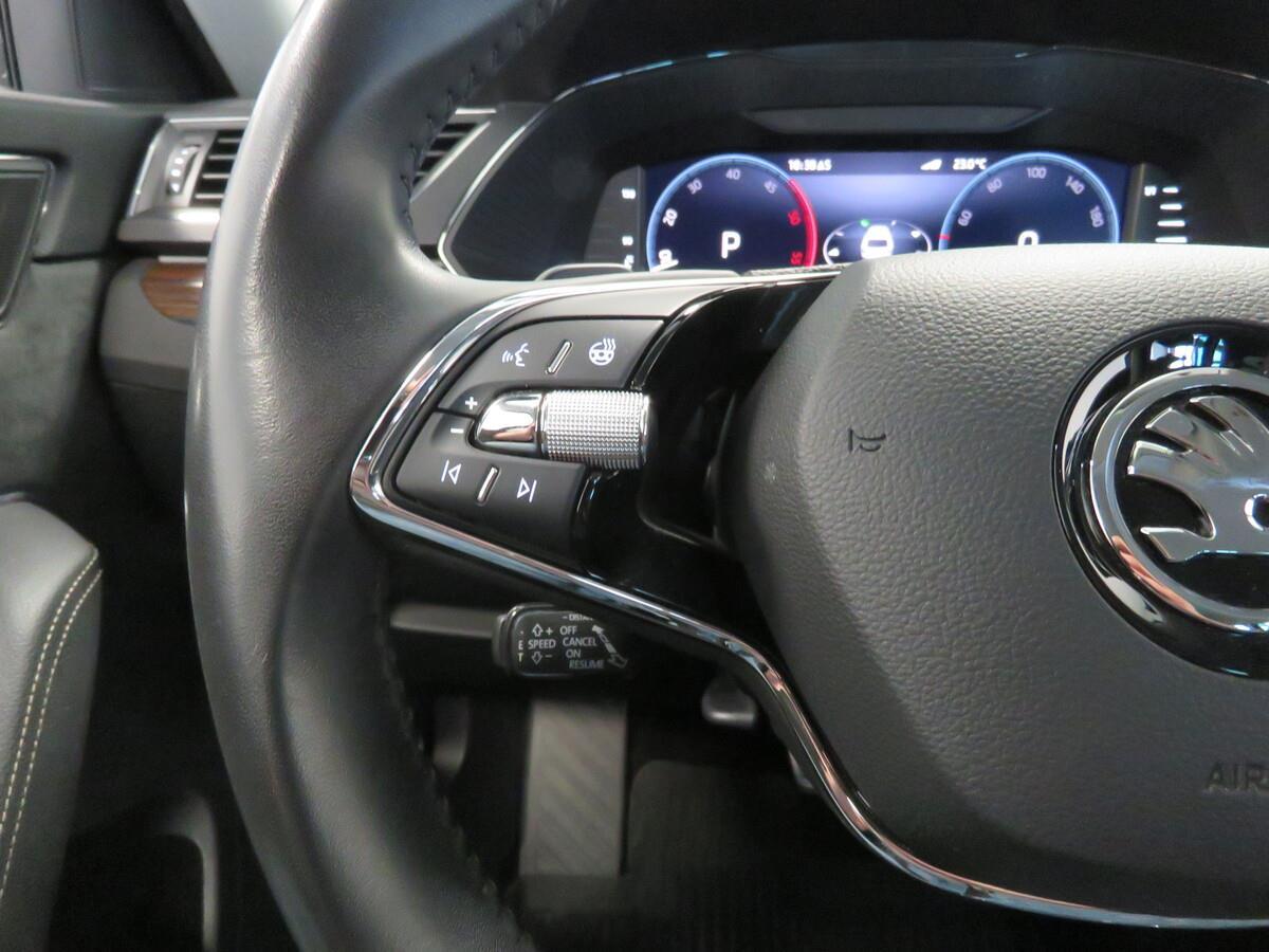 Škoda Superb 2.0 TDI 147 kW DSG 4x4 Scout