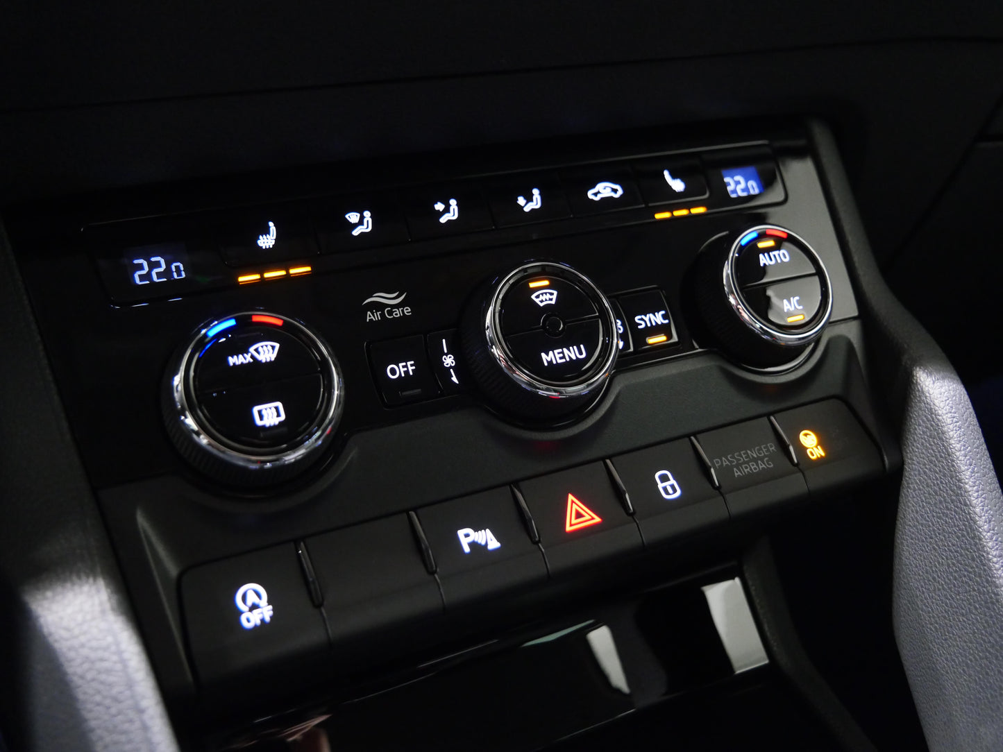 Škoda Karoq 1.5 TSI 110 kW Top Selection