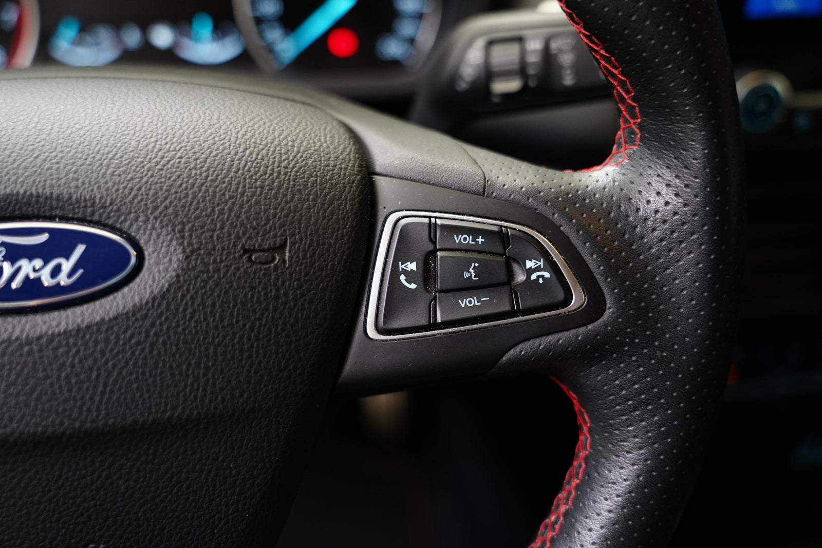 Ford Ecosport 1.0 EcoBoost 103 kW ST-Line – foto 16