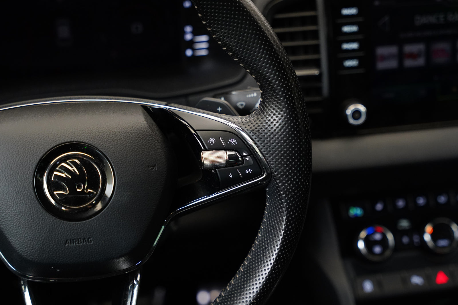 Škoda Karoq 2.0 TDI 140 kW 4x4 Sportline – foto 17