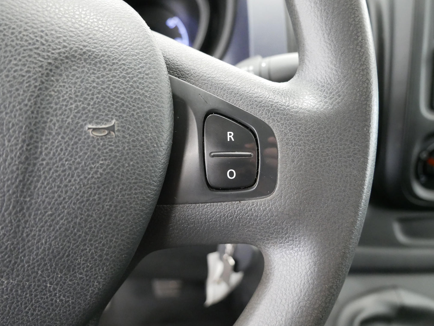 Opel Vivaro 1.6 CDTI 92 kW 6 míst