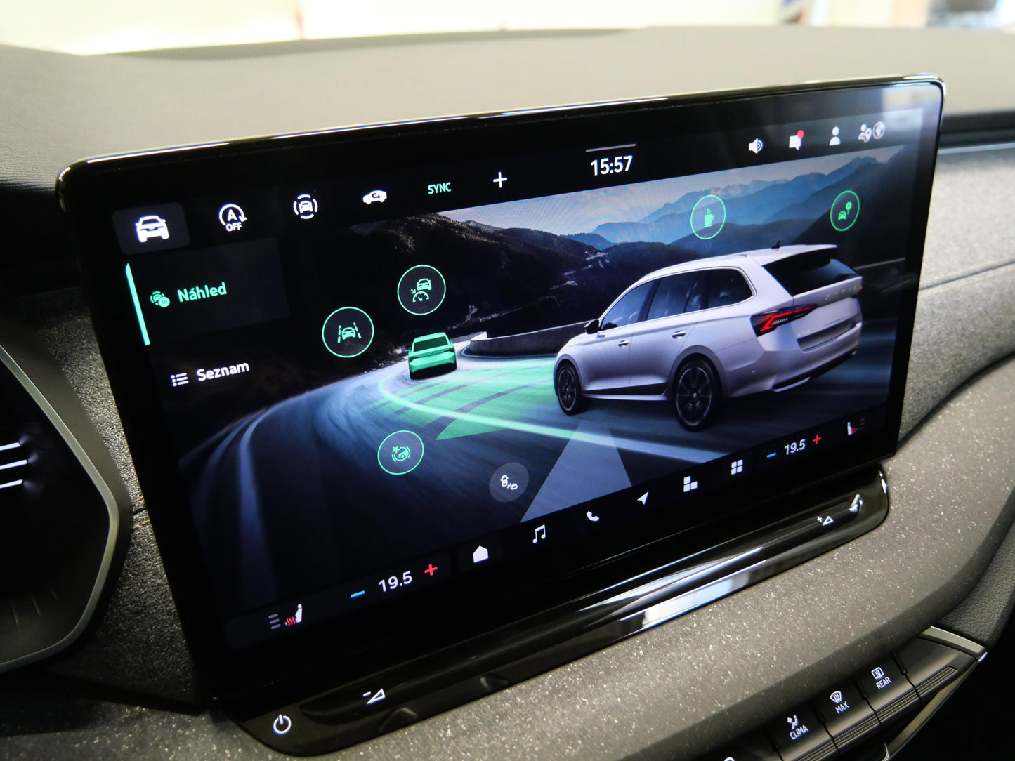 Škoda Octavia 1.5 eTSI 110 kW Top Selection