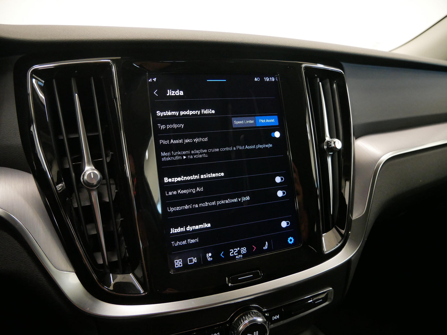 Volvo V60 B4 145 kW Core AUT