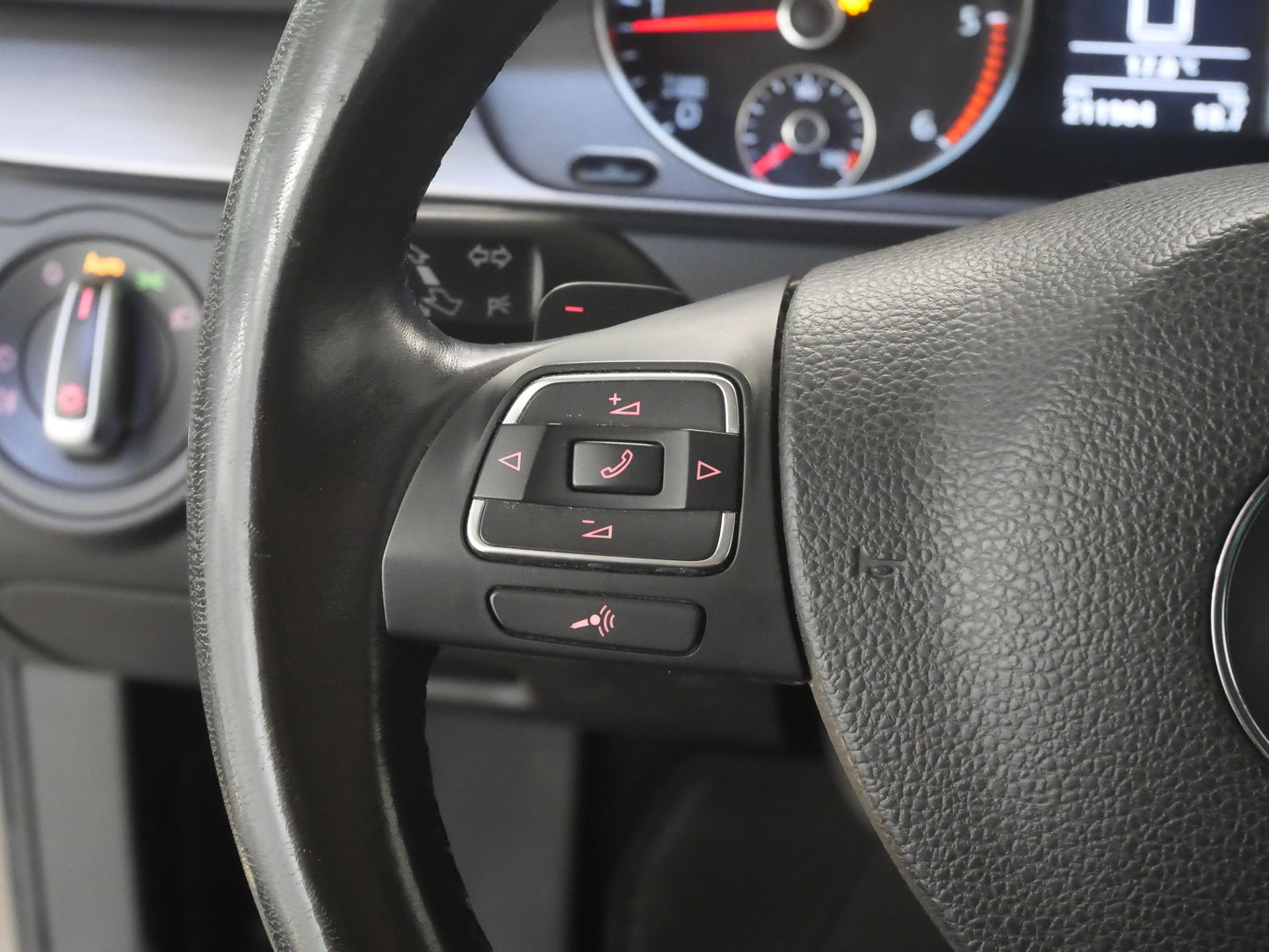 Volkswagen Passat 2.0 TDI 103 kW Comfortline