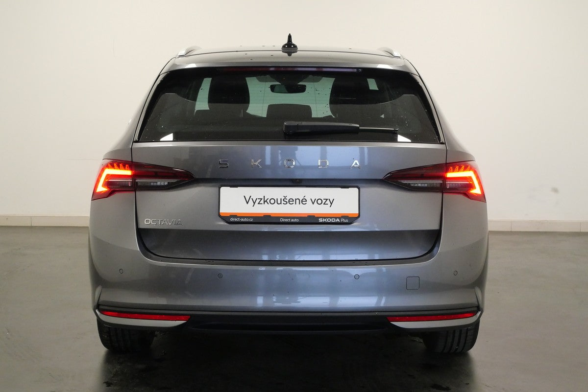 Škoda Octavia 2.0 TDI 110 kW Top Selection – foto 6