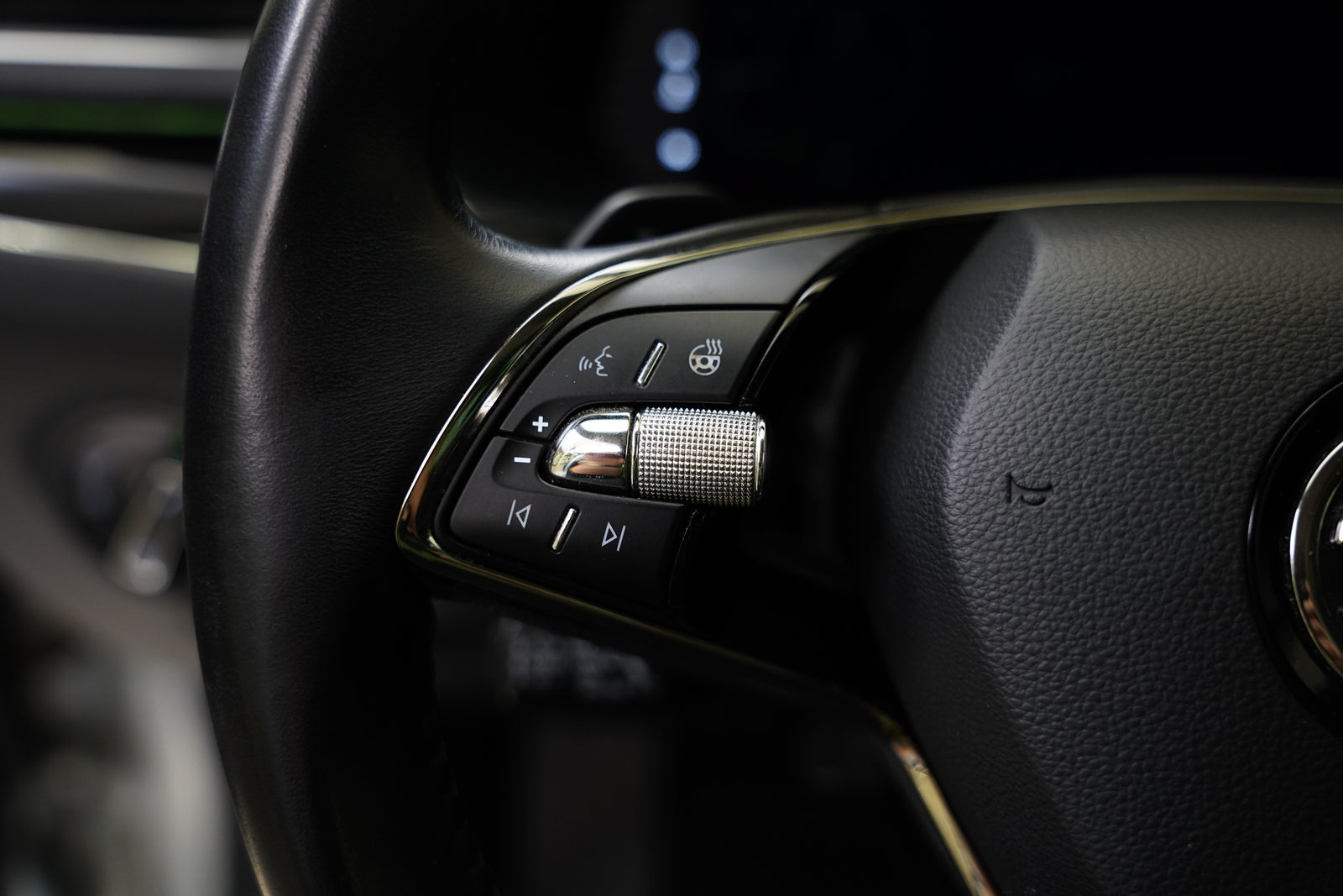 Škoda Superb 2.0 TSI 140 kW Laurin & Klemen – foto 16