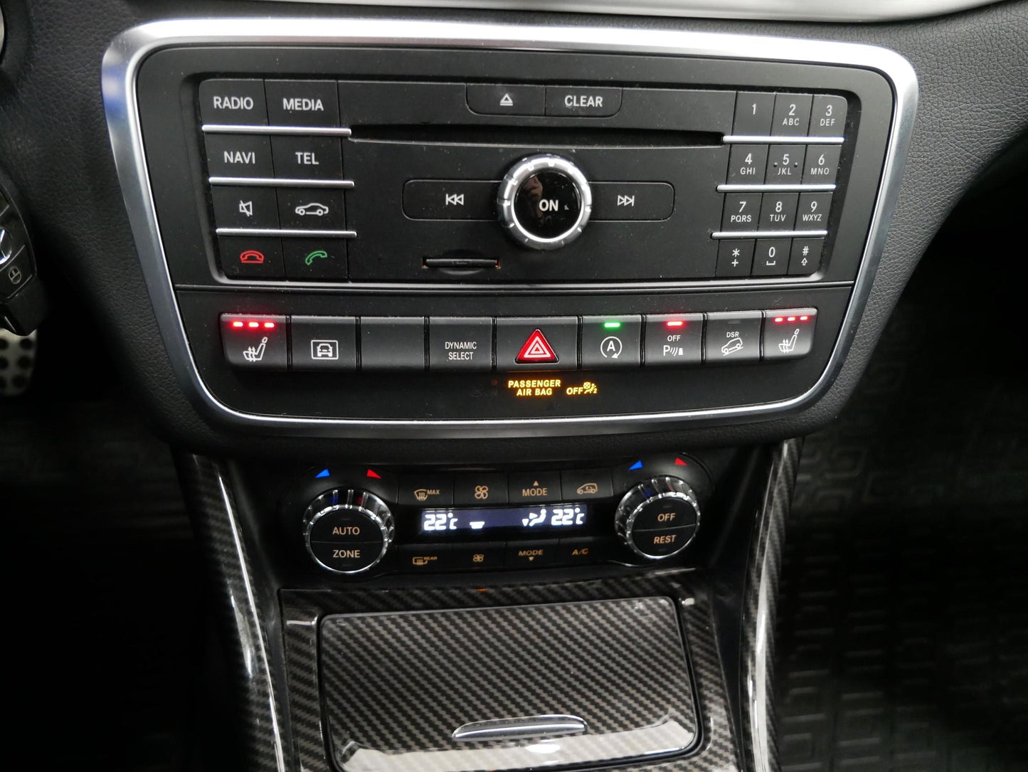 Mercedes-Benz GLA 220 D 4MATIC AMG paket