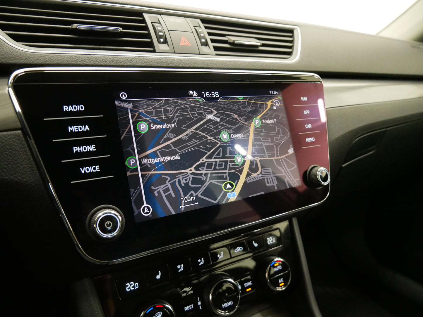 Škoda Superb 2.0 TDI 110 kW Style