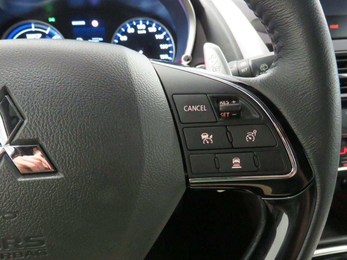 Mitsubishi Eclipse Cross 2.4 PHEV 72 kW INSTYLE