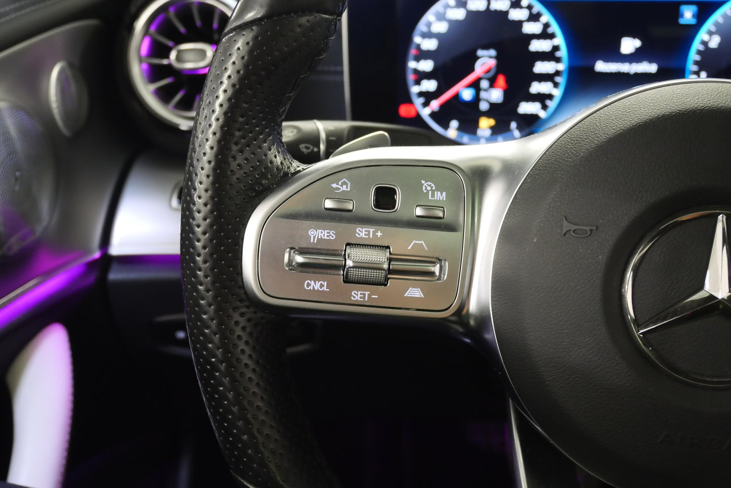 Mercedes-Benz Třídy E 450 270 kW 4Matic Coupe