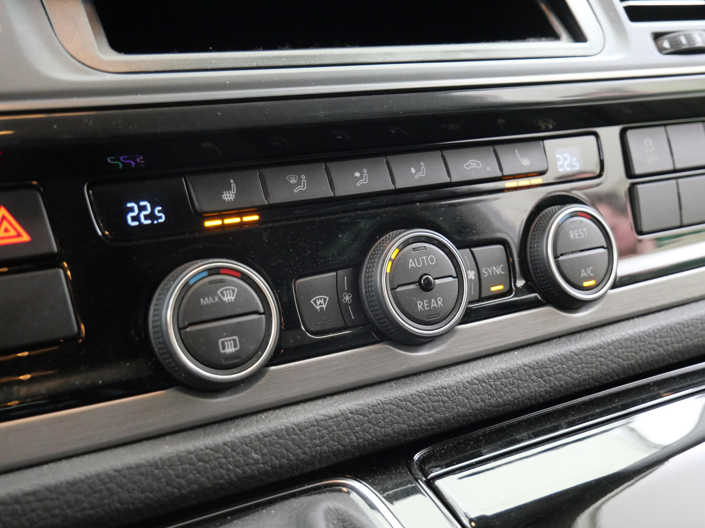 Volkswagen Multivan 2.0 TDI 110 kW DSG Long