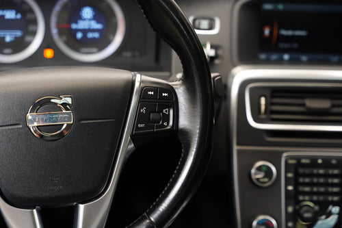 Volvo S60 2.4 D5 151 kW – foto 16