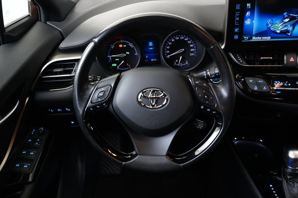 Toyota C-HR 1.8 Hybrid 90 kW Team D