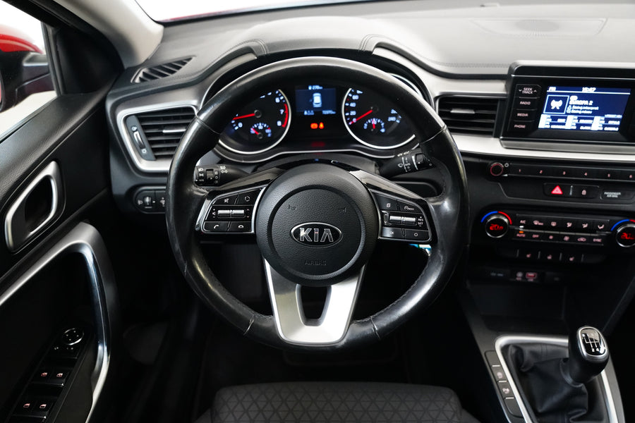Kia Ceed 1.4 T-GDI 103 kW – foto 16