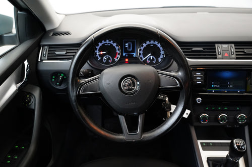 Škoda Octavia 1.6 TDI 85 kW Ambition – foto 16