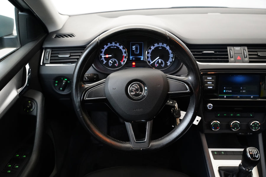 Škoda Octavia 1.6 TDI 85 kW Ambition – foto 16