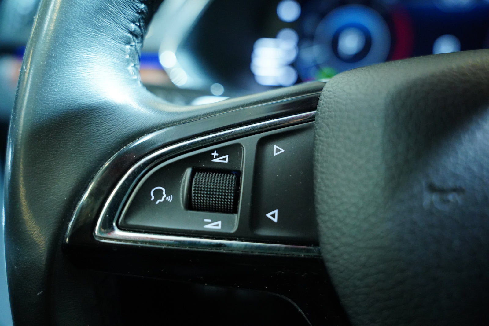 Škoda Superb 2.0 TDI 140 kW DSG Scout – foto 16