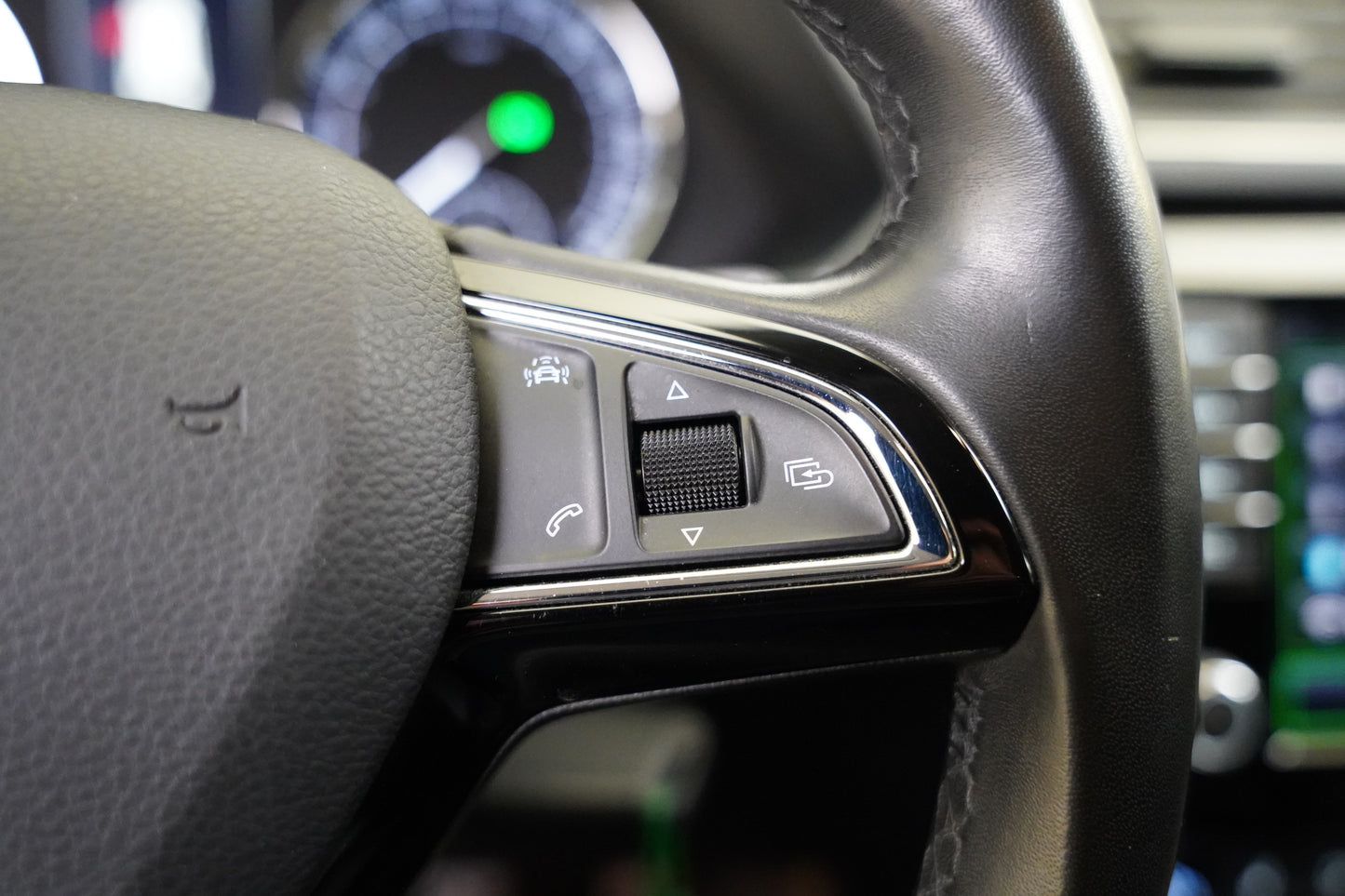 Škoda Superb 2.0 TDI 140 kW DSG Style