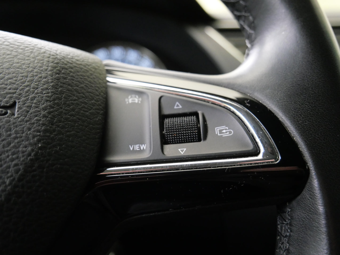 Škoda Superb 2.0 TDI 140 kW 4x4 Style